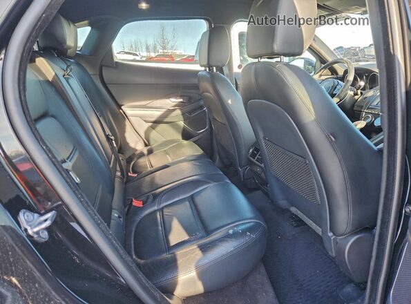 SADFP2FX4J1Z11177 2018 JAGUAR E-PACE Черный Вид задней части салона