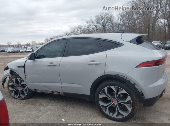 SADFP2FX4L1Z74721 2020 JAGUAR E-PACE Cream Widok wnętrza 360 stopni