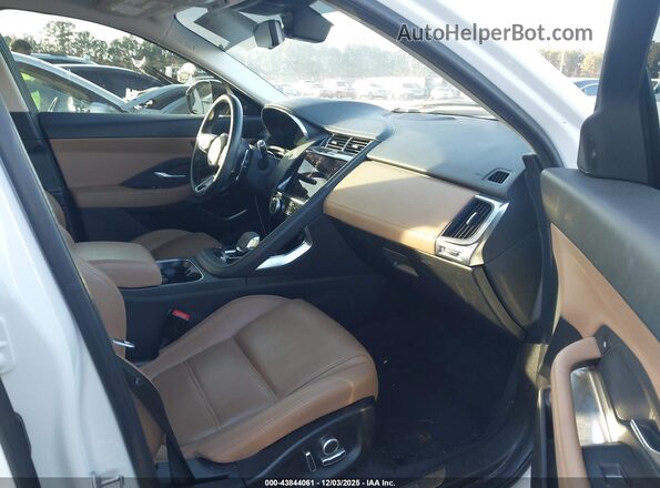SADFP2FX6N1028834 2022 JAGUAR E-PACE White Вид салону спереду