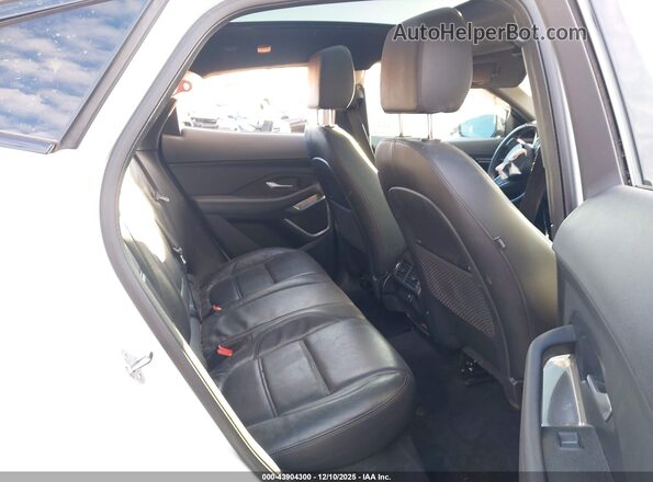 SADFP2FX9L1013418 2020 JAGUAR E-PACE White Widok naklejki z numerem VIN
