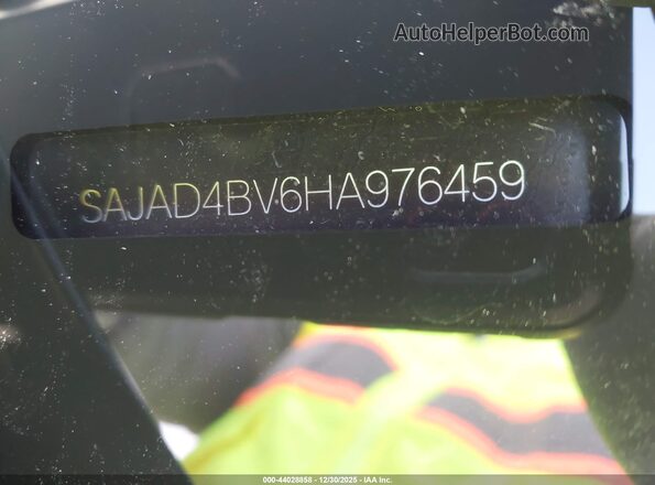 SAJAD4BV6HA976459 2017 JAGUAR XF Черный Вид подкапотного пространства