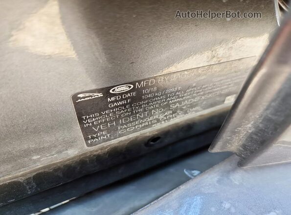 SAJAD4FX5KCP49707 2019 JAGUAR XF Gray Engine compartment view