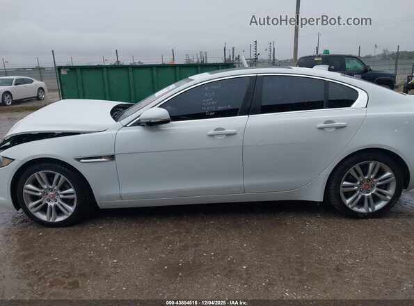 SAJAD4FX7KCP51359 2019 JAGUAR XF White Vista interior de 360 grados