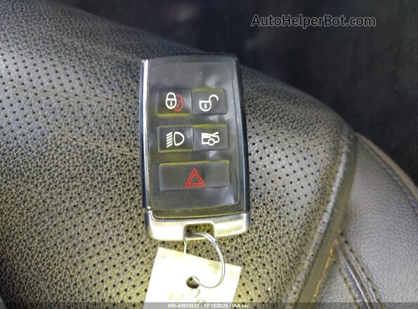 SAJAE4FX6LCP56132 2020 JAGUAR XF Black Widok deski rozdzielczej