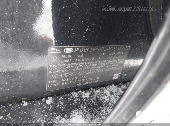 SAJAP4FX9KCP50849 2019 JAGUAR XF Black Widok komory silnika