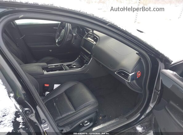 SAJAP4FX9KCP50849 2019 JAGUAR XF Black Widok wnętrza z przodu