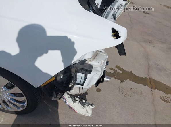 SAJAR4FX4JCP31229 2018 JAGUAR XF Белый Вид спереди