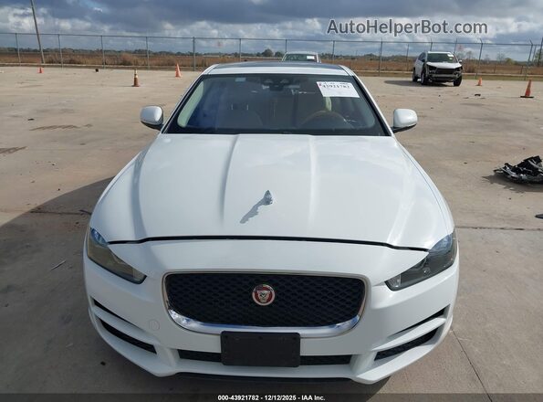 SAJAR4FX4JCP31229 2018 JAGUAR XF Белый Вид щитка приборов