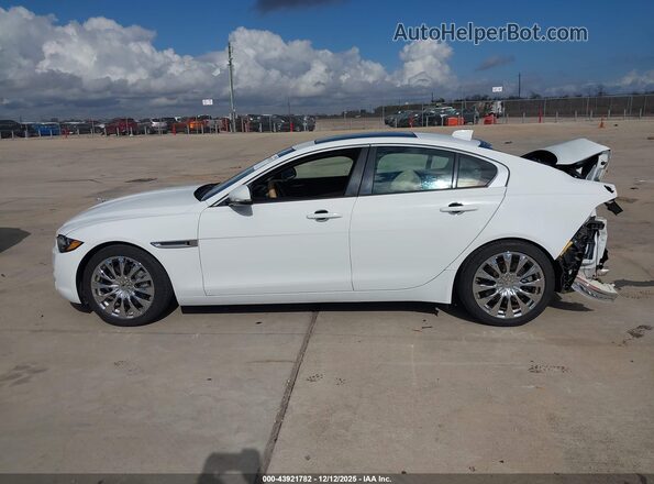 SAJAR4FX4JCP31229 2018 JAGUAR XF Белый Панорамный вид салона 360°