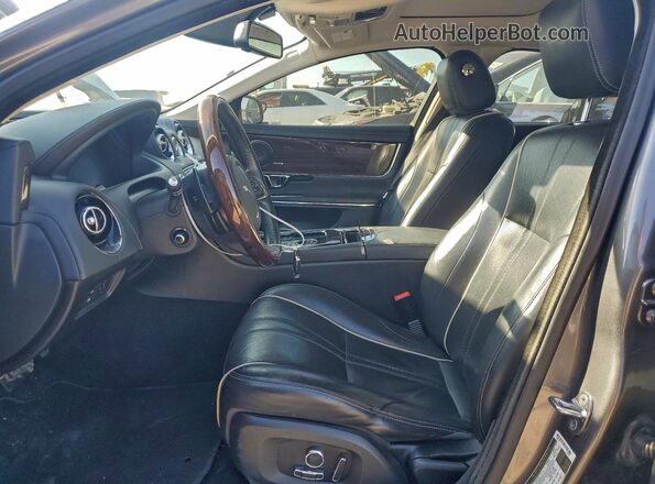 SAJWA1C71H8W12499 2017 JAGUAR XJ Gray Vista interior delantera