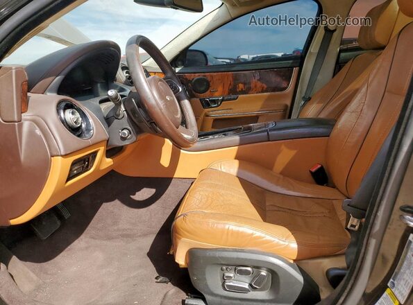 SAJWA2G79G8V99001 2016 JAGUAR XJL Black Vista interior delantera