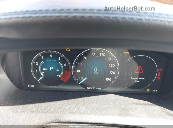 SAJWJ1CD3G8V94012 2016 JAGUAR XJ Black Widok tylnych siedzeń