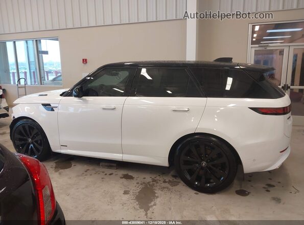 SAL119E90SA445955 2025 LAND ROVER RANGE ROVER SPORT White 