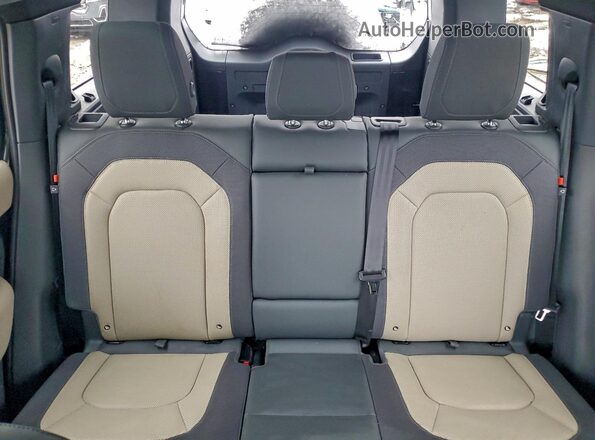 SALE27EU5P2111462 2023 LAND ROVER DEFENDER Gray Vista de los asientos traseros