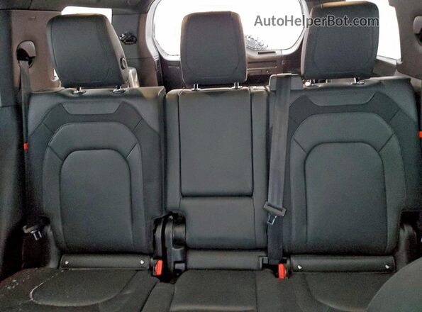 SALE2FEU7P2185119 2023 LAND ROVER DEFENDER Gray Widok tylnych siedzeń