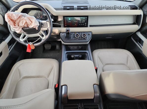 SALEJ7EX7R2340726 2024 LAND ROVER DEFENDER Brown Вид панелі приладів