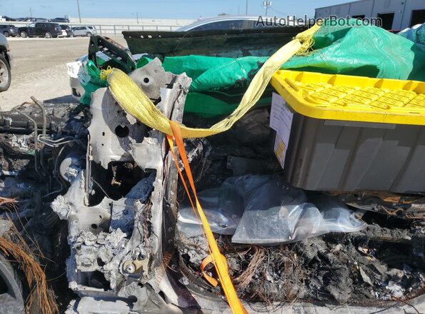 SALEW6EE2S2460384 2025 LAND ROVER DEFENDER Burn Вид салону спереду