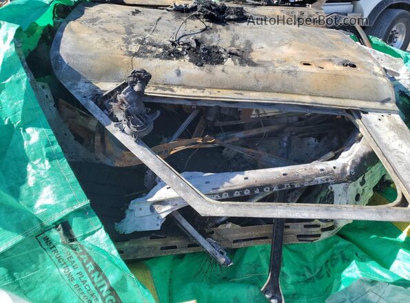 SALEW6EE2S2460384 2025 LAND ROVER DEFENDER Burn Вид задніх сидінь