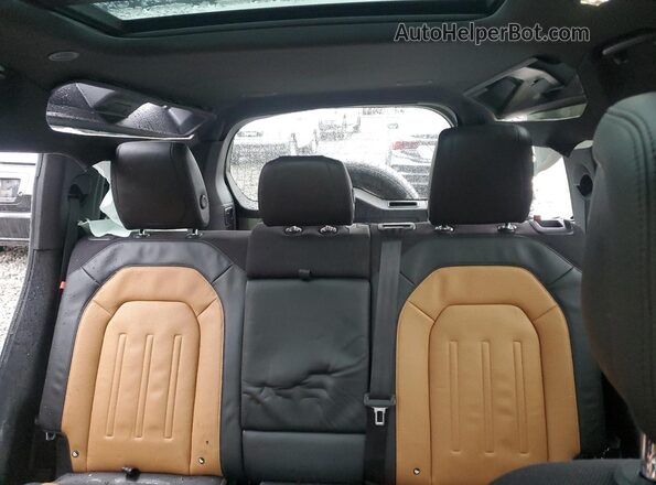 SALEX7EU8L2033514 2020 LAND ROVER DEFENDER Brown Vista de los asientos traseros