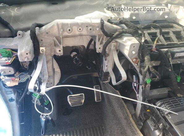 SALGS2RU3MA433475 2021 LAND ROVER RANGE White Widok zestawu wskaźników