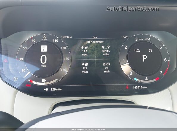 SALKP9FU0SA279250 2025 LAND ROVER RANGE ROVER White Հետևի նստատեղերի տեսք