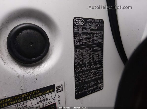 SALYJ2EX1RA373968 2024 LAND ROVER RANGE ROVER VELAR Белый Вид подкапотного пространства