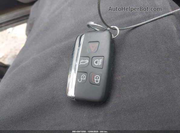 SALYL2FV7KA208942 2019 LAND ROVER RANGE ROVER VELAR Silver წინა პანელის ხედი