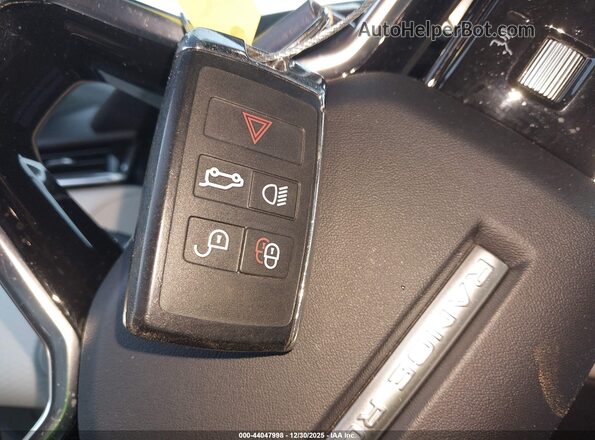 SALYT2EU2MA314968 2021 LAND ROVER RANGE ROVER VELAR Белый Вид панели приборов