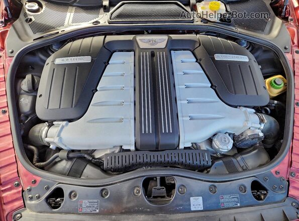 SCBEJ9ZA2JC067754 2018 BENTLEY OTHER Burgundy Widok wnętrza z tyłu
