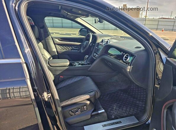 SJAAC2ZV6HC015703 2017 BENTLEY BENTAYGA Black Vista frontal