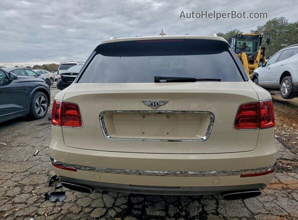 SJAAC2ZV9HC013752 2017 BENTLEY BENTAYGA Кремовый Вид сзади