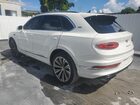 2021 Bentley Bentayga Белый vin: SJAAM2ZV3MC032885