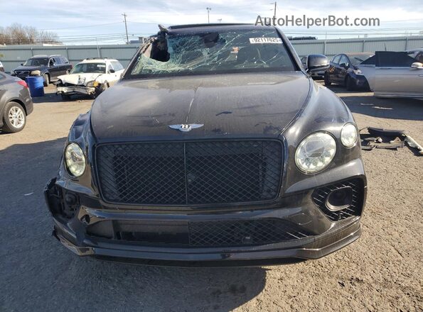 SJAAM2ZV7MC033957 2021 BENTLEY BENTAYGA Черный Вид спереди