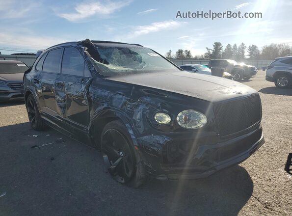 SJAAM2ZV7MC033957 2021 BENTLEY BENTAYGA Черный Передняя правая четверть