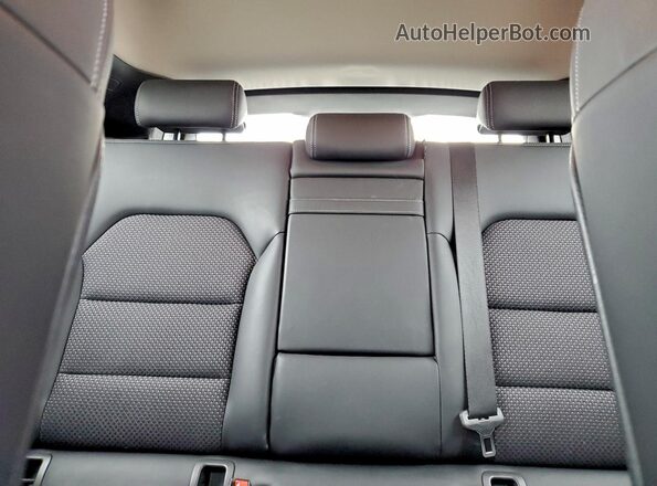 SJKCH5CP7KA010191 2019 INFINITI QX30 Silver Widok tylnych siedzeń