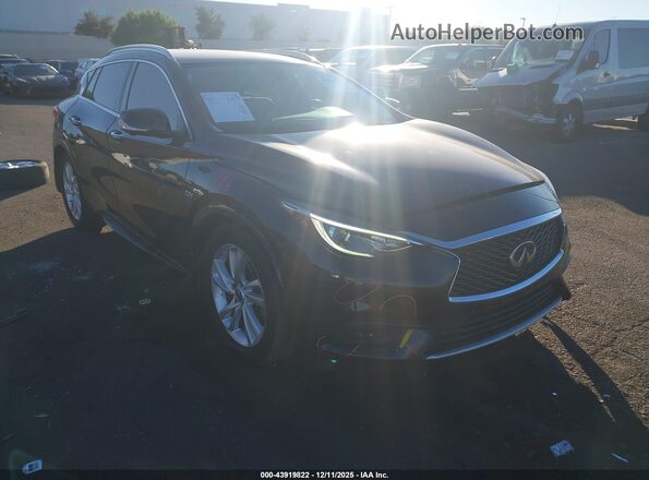 SJKCH5CPXKA010346 2019 INFINITI QX30 Черный Панорамный вид салона 360°