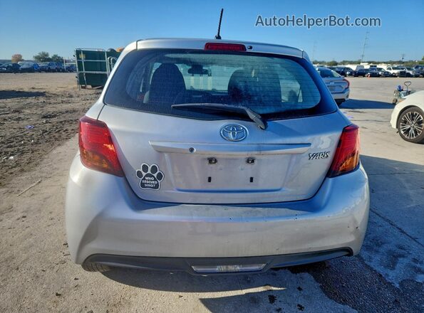 VNKKTUD30HA073359 2017 TOYOTA YARIS Серебряный Вид сзади