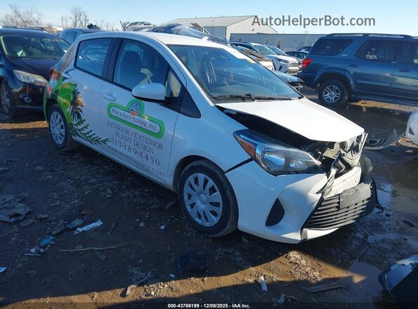 VNKKTUD30HA077895 2017 TOYOTA YARIS Белый Передняя правая четверть