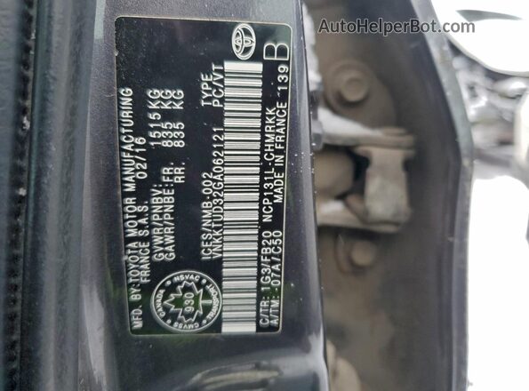 VNKKTUD32GA062121 2016 TOYOTA YARIS Угольный Вид наклейки с VIN-кодом
