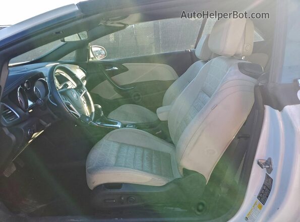 W04WH3N53KG355368 2019 BUICK CASCADA White Widok wnętrza z przodu