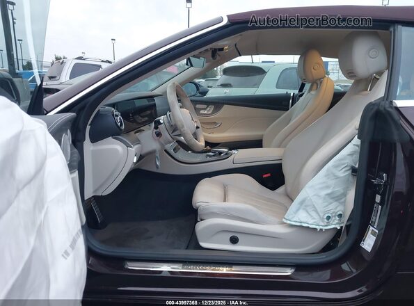 W1K1K5JB3PF207751 2023 MERCEDES-BENZ E-CLASS Burgundy Вид салону спереду