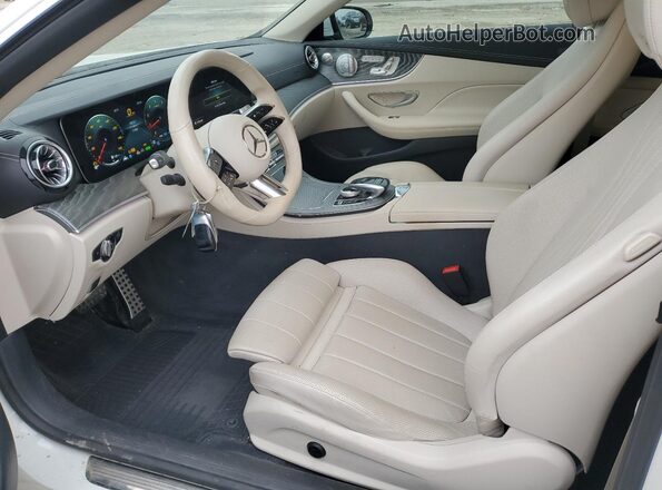 W1K1K5KB8MF149758 2021 MERCEDES-BENZ E Белый Вид салона спереди