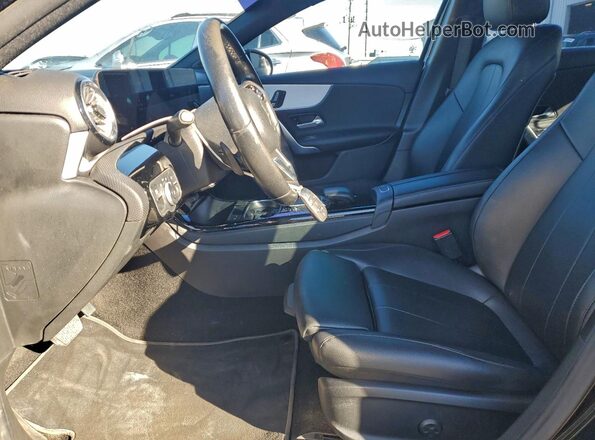W1K3G4EB4NJ331844 2022 MERCEDES-BENZ A Black Vista interior delantera