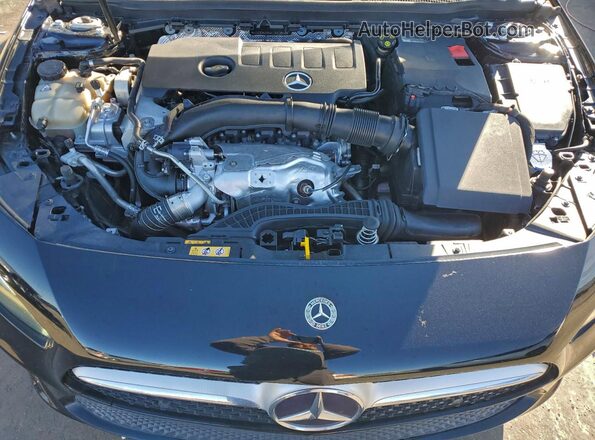 W1K3G4EB4NJ331844 2022 MERCEDES-BENZ A Black Vista interior trasera