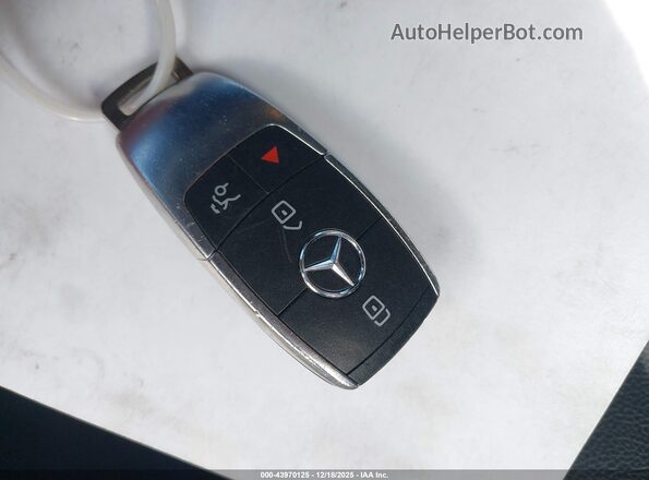 W1K3G4EB4NJ335831 2022 MERCEDES-BENZ A 220 Черный Вид панели приборов