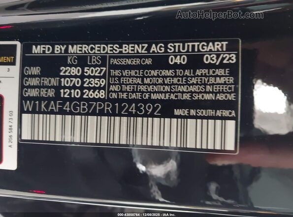 W1KAF4GB7PR124392 2023 MERCEDES-BENZ C-CLASS Черный Вид подкапотного пространства