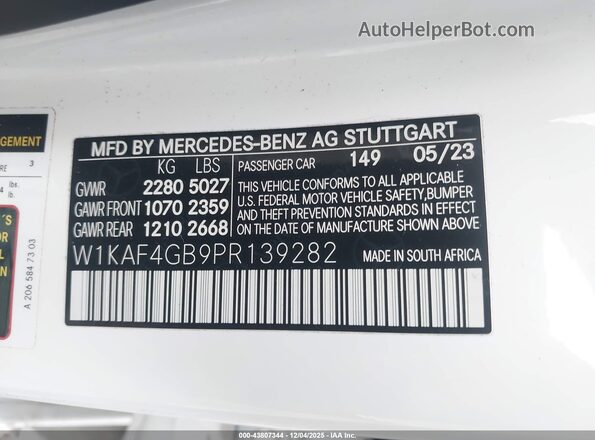 W1KAF4GB9PR139282 2023 MERCEDES-BENZ C-CLASS Белый Вид подкапотного пространства