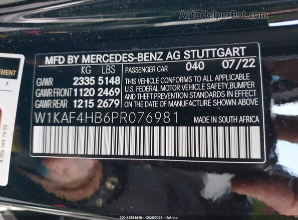 W1KAF4HB6PR076981 2023 MERCEDES-BENZ C-CLASS Black Շարժիչի բաժամունքի տեսք