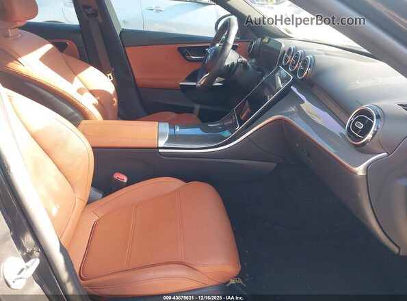 W1KAF4HB6PR120560 2023 MERCEDES-BENZ C-CLASS Gray Vista interior delantera