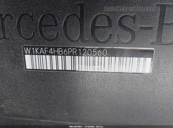 W1KAF4HB6PR120560 2023 MERCEDES-BENZ C-CLASS Gray Vista del cuadro de instrumentos